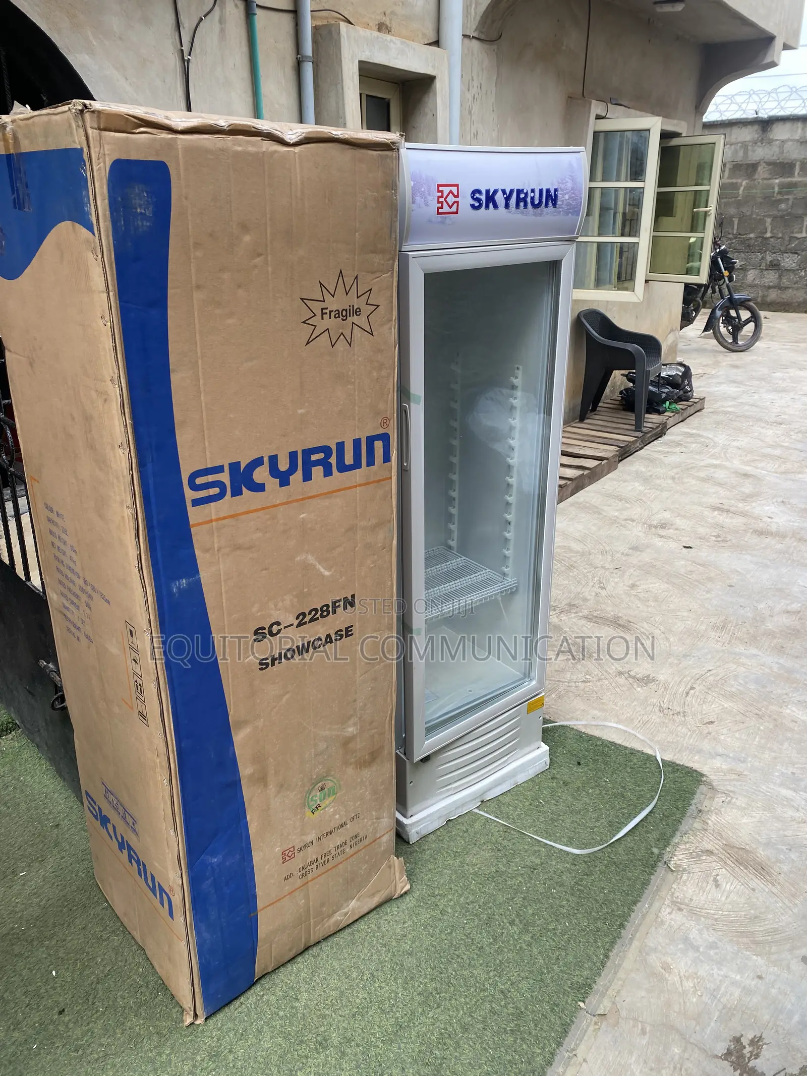 SKYRUN SC-228FN 228L Chiller for Shops and Stores