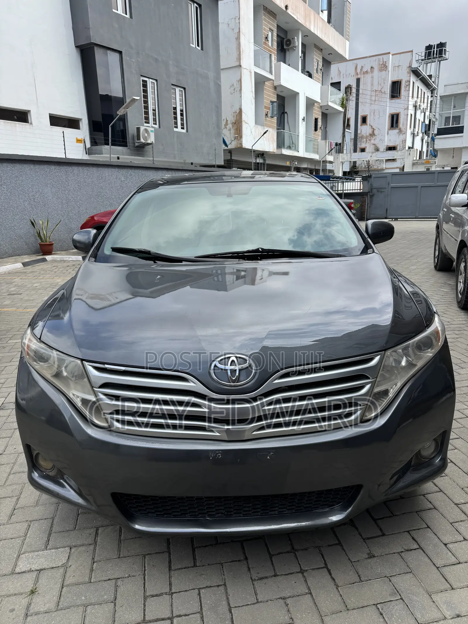 Toyota Venza V6 AWD 2010 Gray
