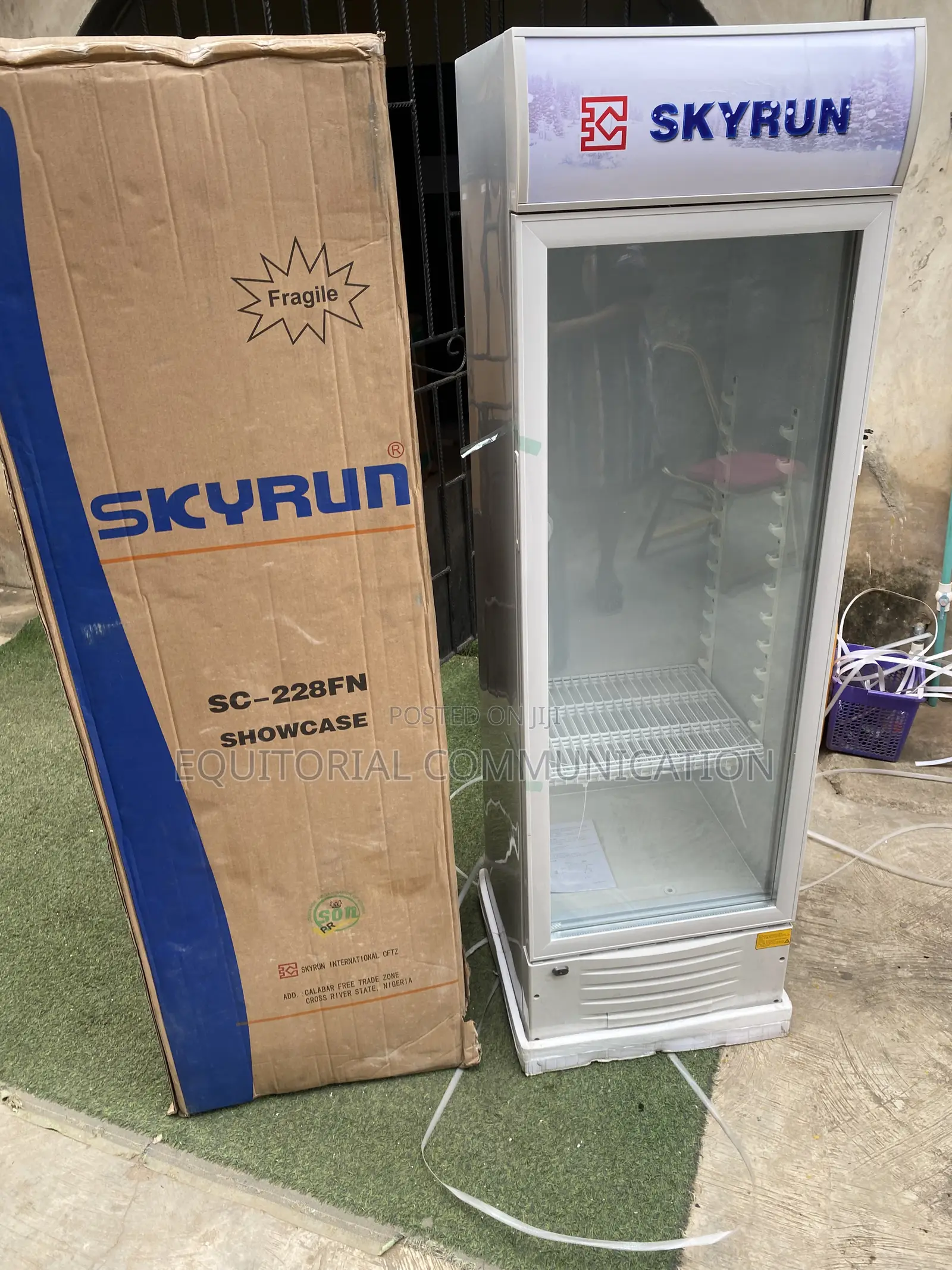 SKYRUN 228L SC-228FN Spacious Showcase Chille