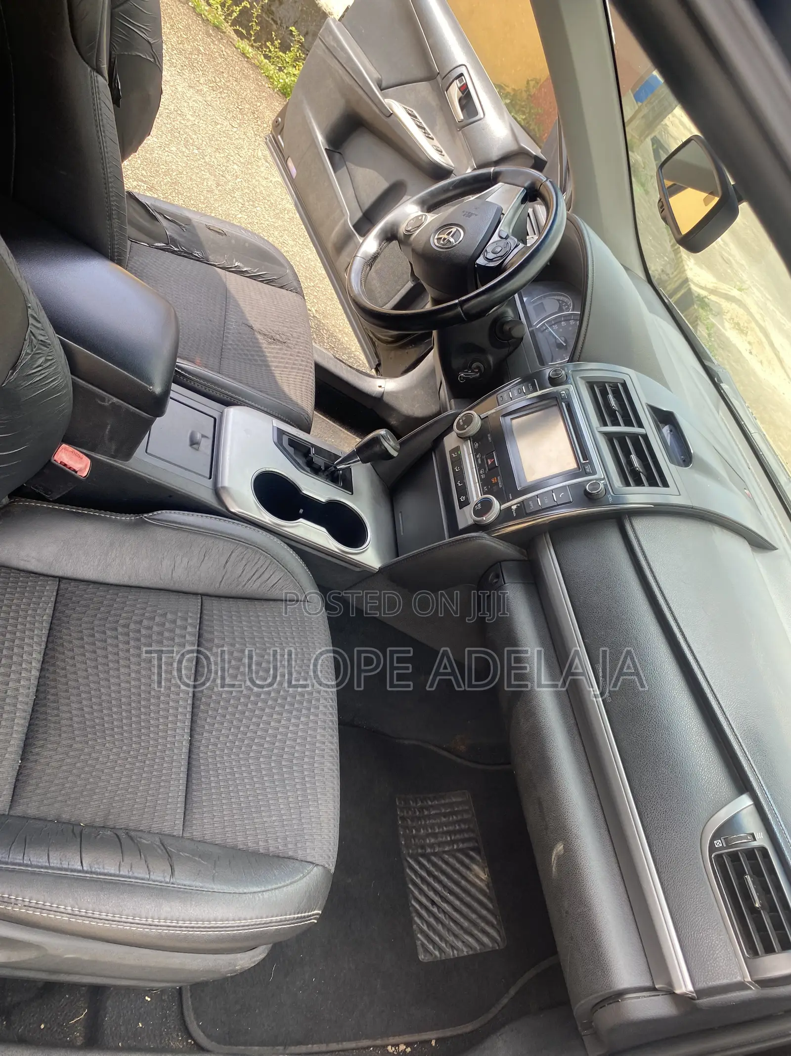 Toyota Camry SE 4dr Sedan (2.5L 4cyl 6A) 2013 Black