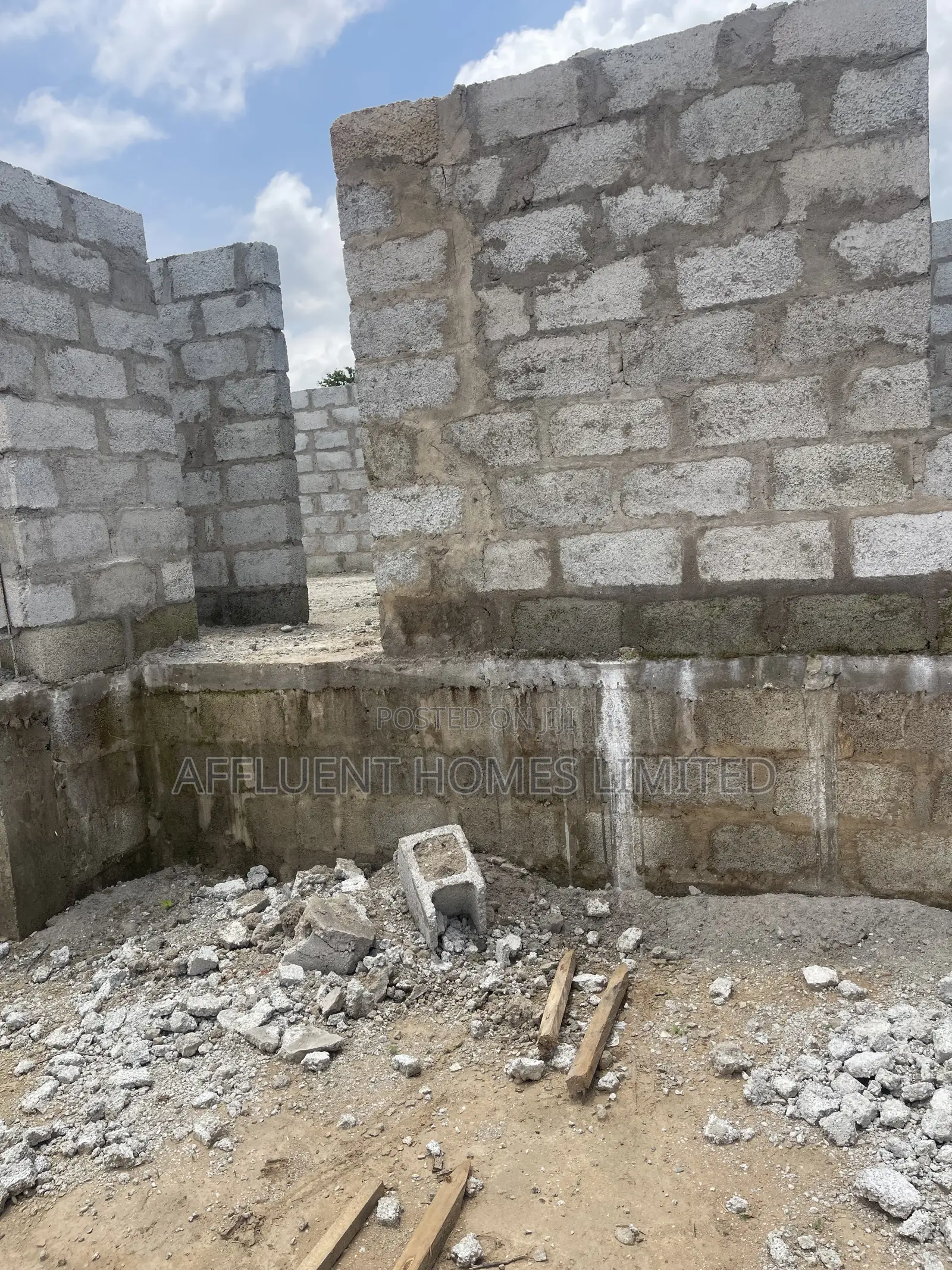 2 Bedroom Semi Detached Bungalows for Sale in Kuje