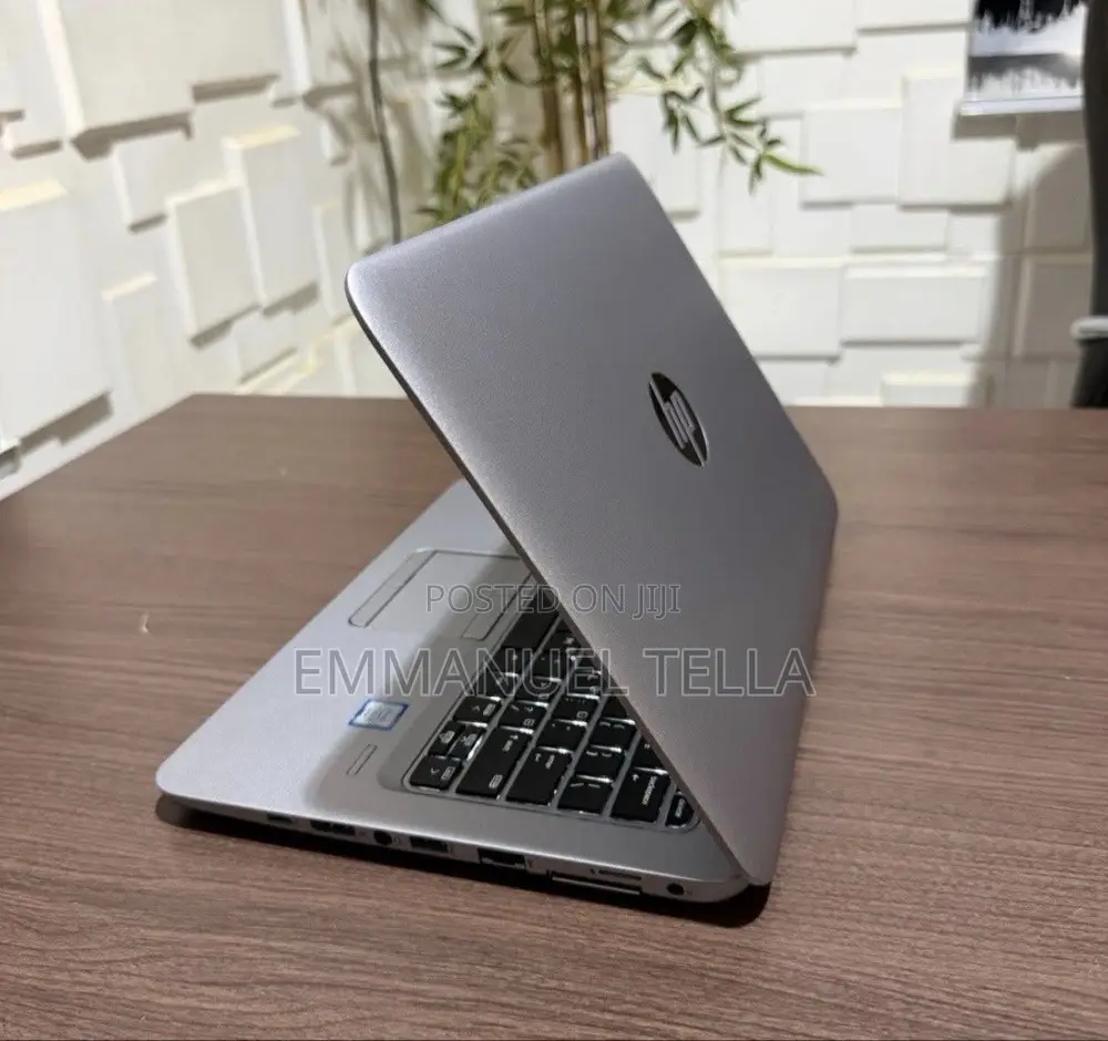 Laptop HP EliteBook 820 G3 8GB Intel Core i5 SSD 256GB