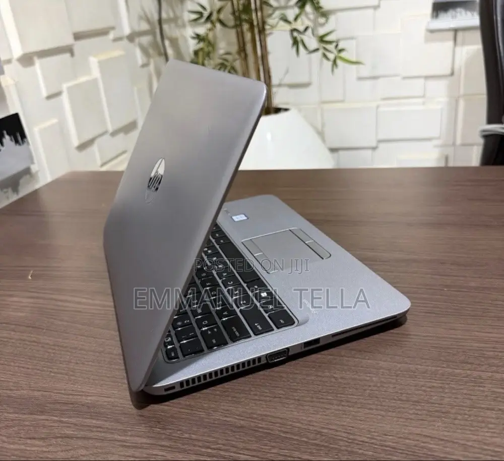 Laptop HP EliteBook 820 G3 8GB Intel Core i5 SSD 256GB