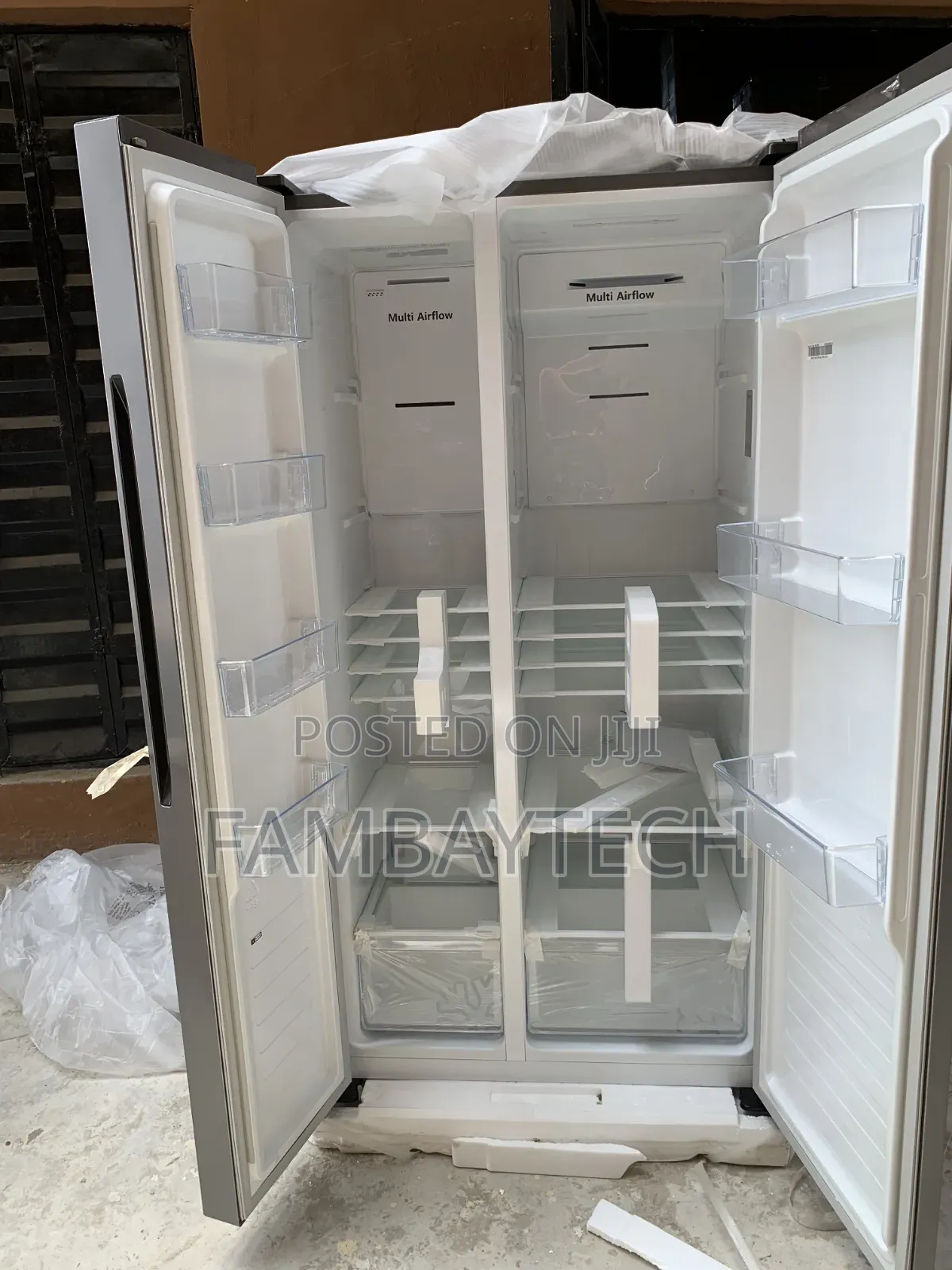 Hisense Side by Side RC-67WSI Multiple Compartment Refrigerator
