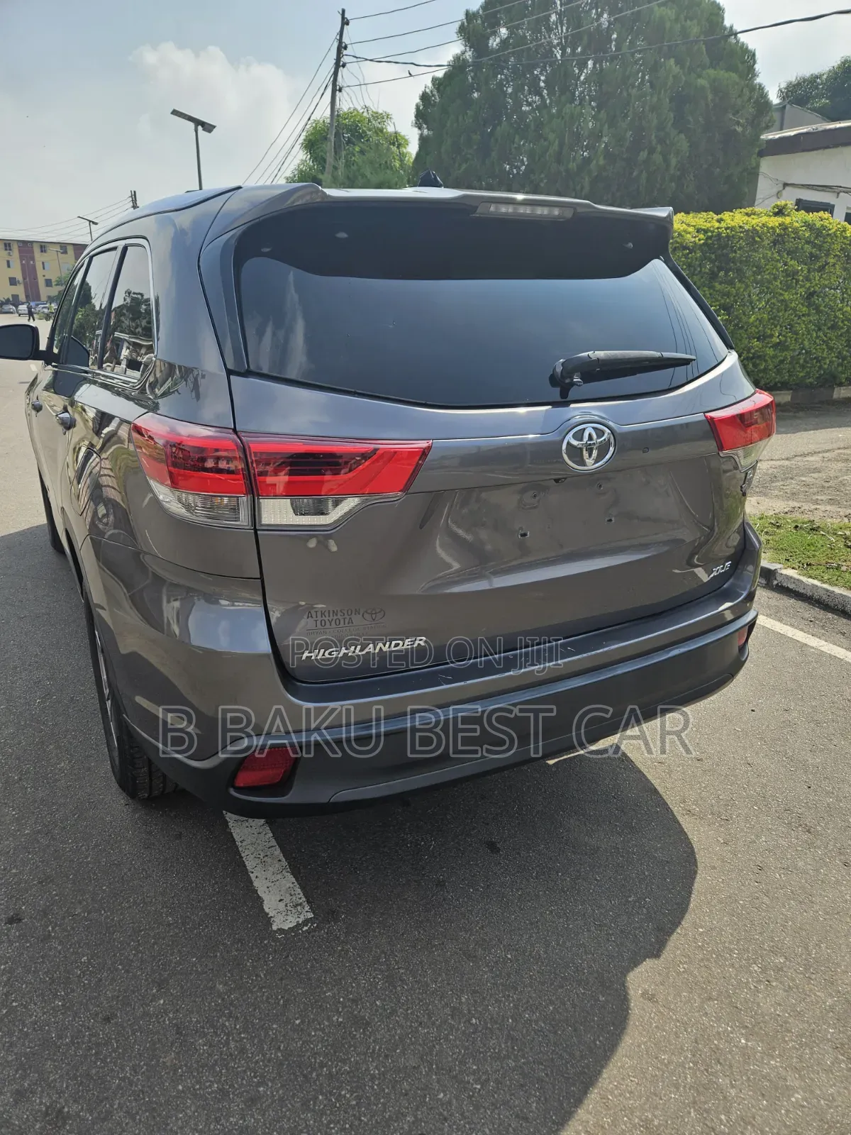 Toyota Highlander XLE 4x2 V6 (3.5L 6cyl 8A) 2018 Gray
