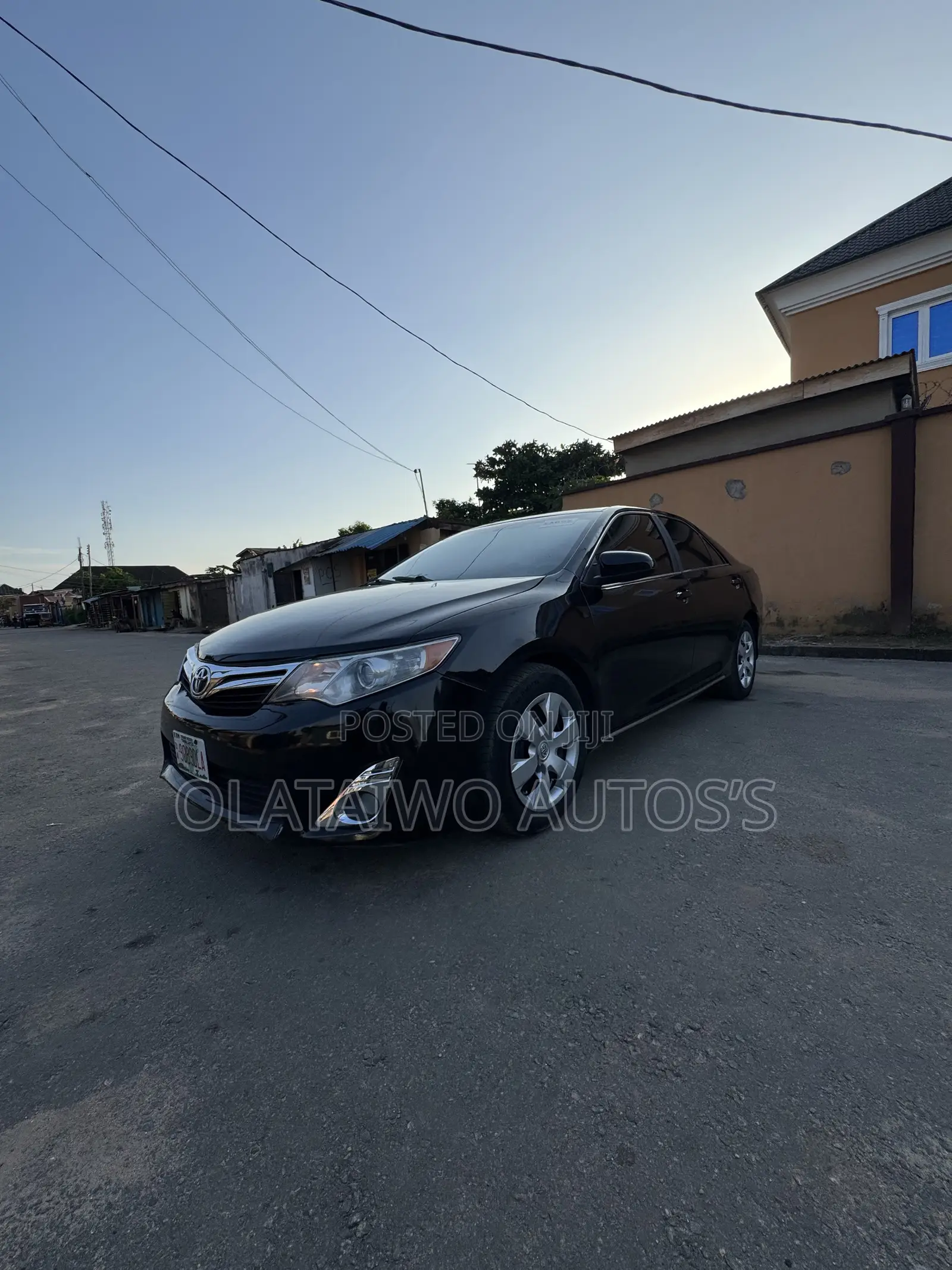 Toyota Camry LE 4dr Sedan (2.5L 4cyl 6A) 2012 Black