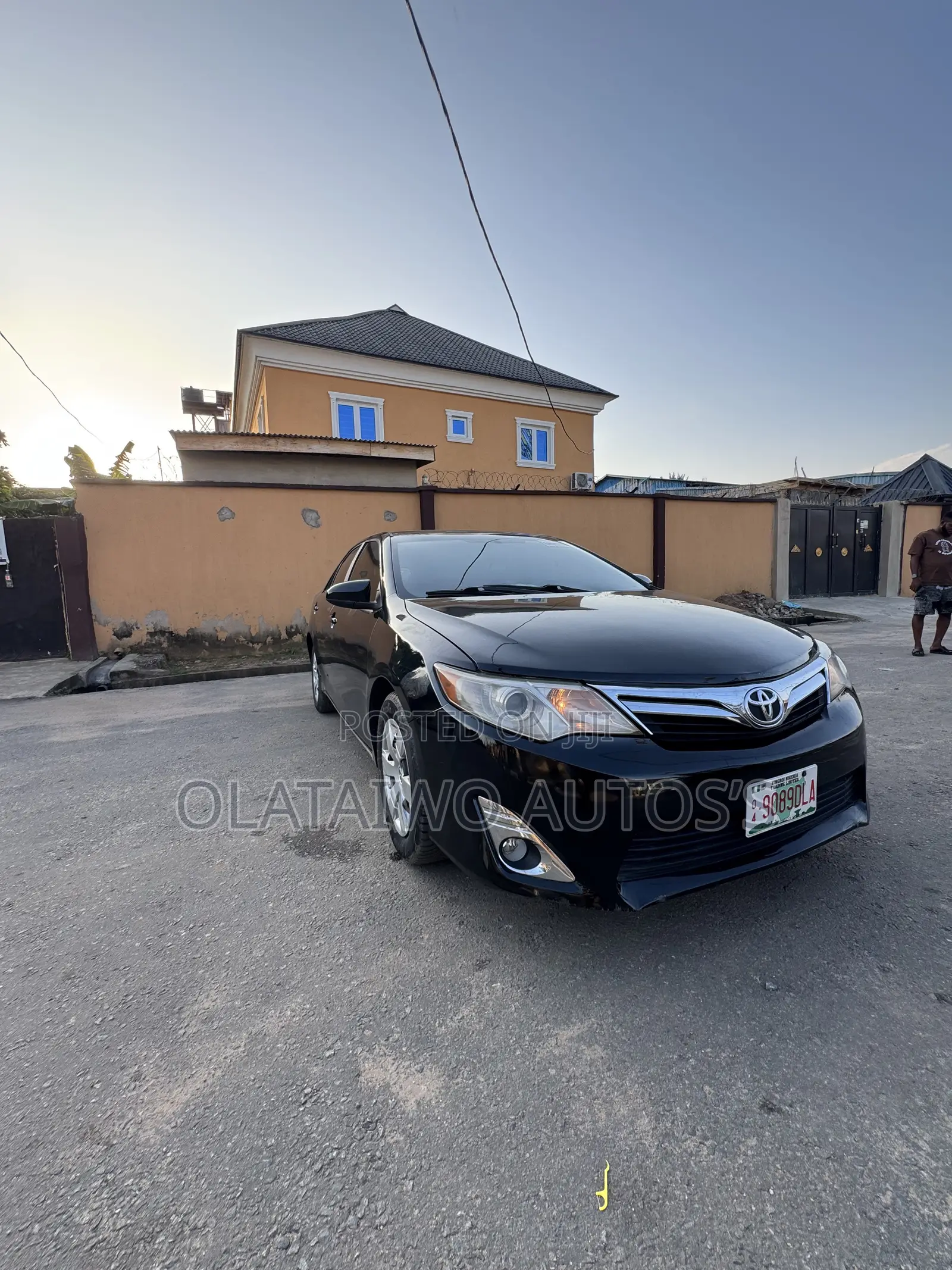 Toyota Camry LE 4dr Sedan (2.5L 4cyl 6A) 2012 Black
