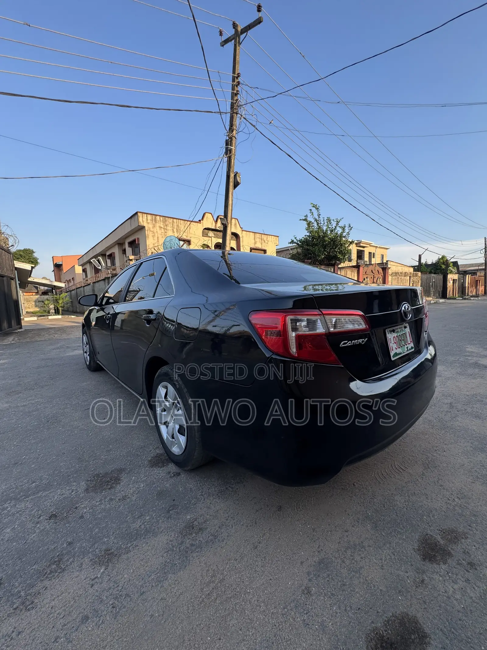 Toyota Camry LE 4dr Sedan (2.5L 4cyl 6A) 2012 Black