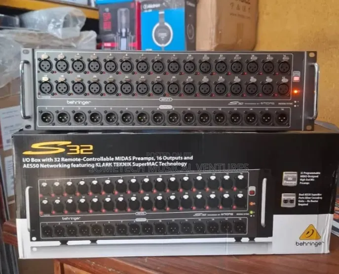 Behringer S32 Digital Stage BOX
