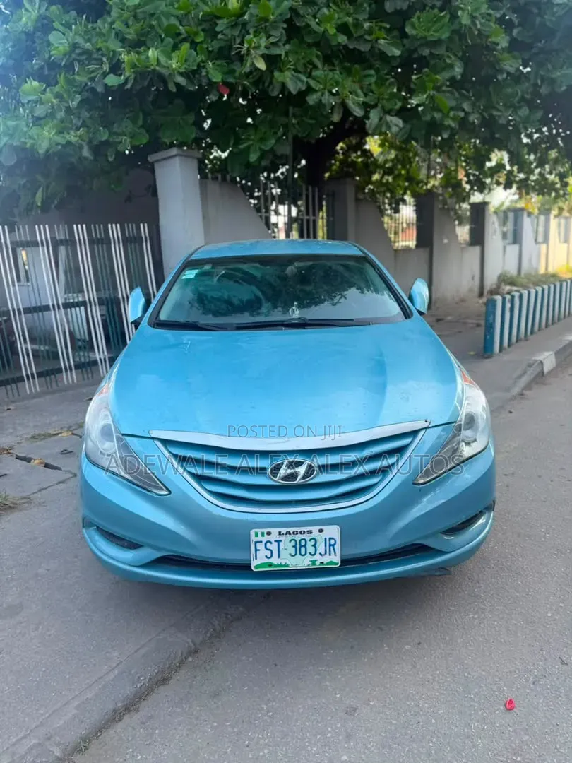 Hyundai Sonata 2013 Blue