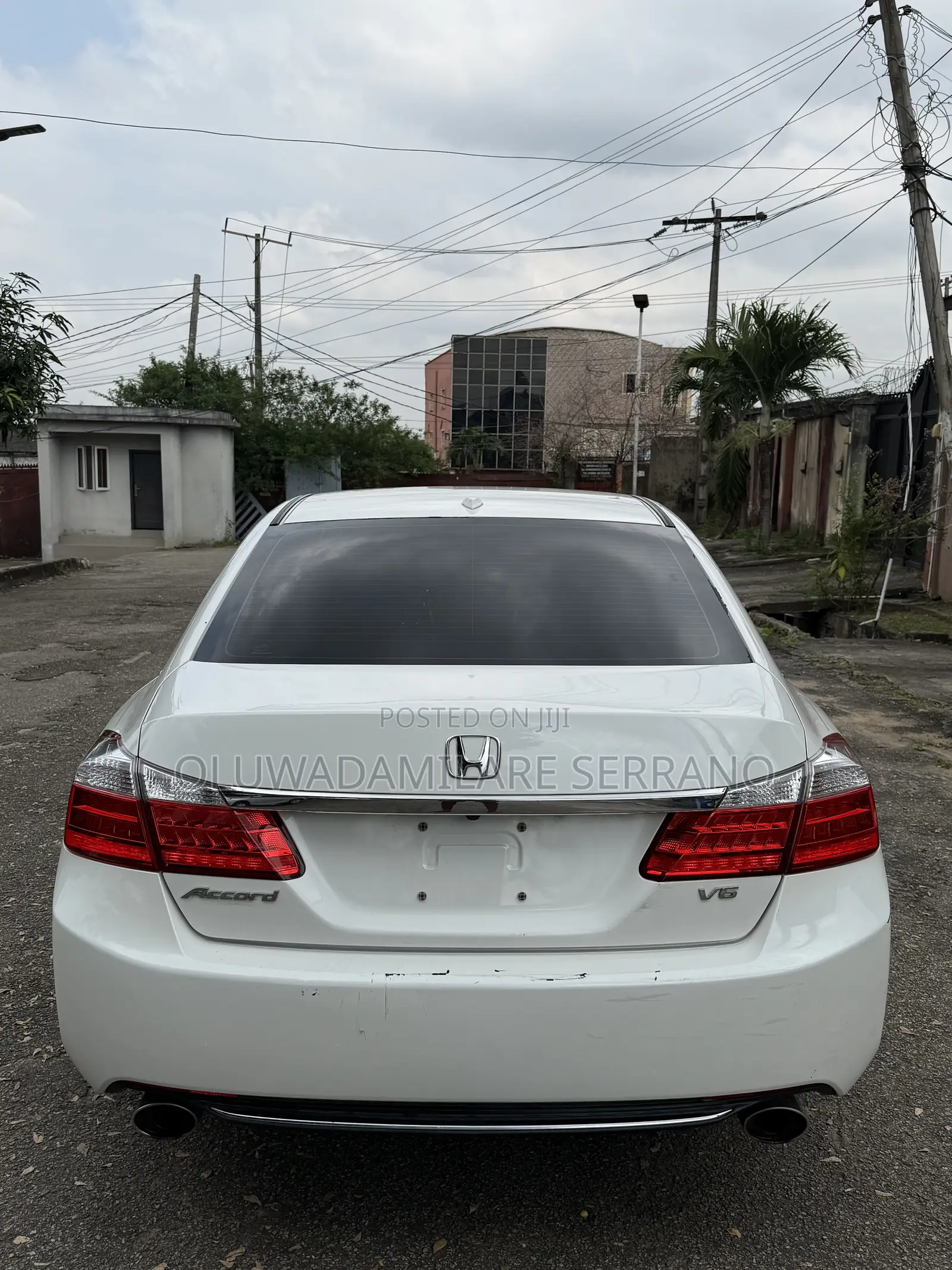 Honda Accord EX-L V-6 4dr Sedan FWD (3.5L 6cyl 6A) 2013 White