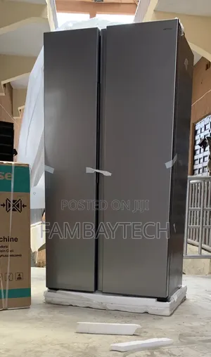 Frost-Free Hisense 6 Shelves RC-67WSI 518L Refrigerator