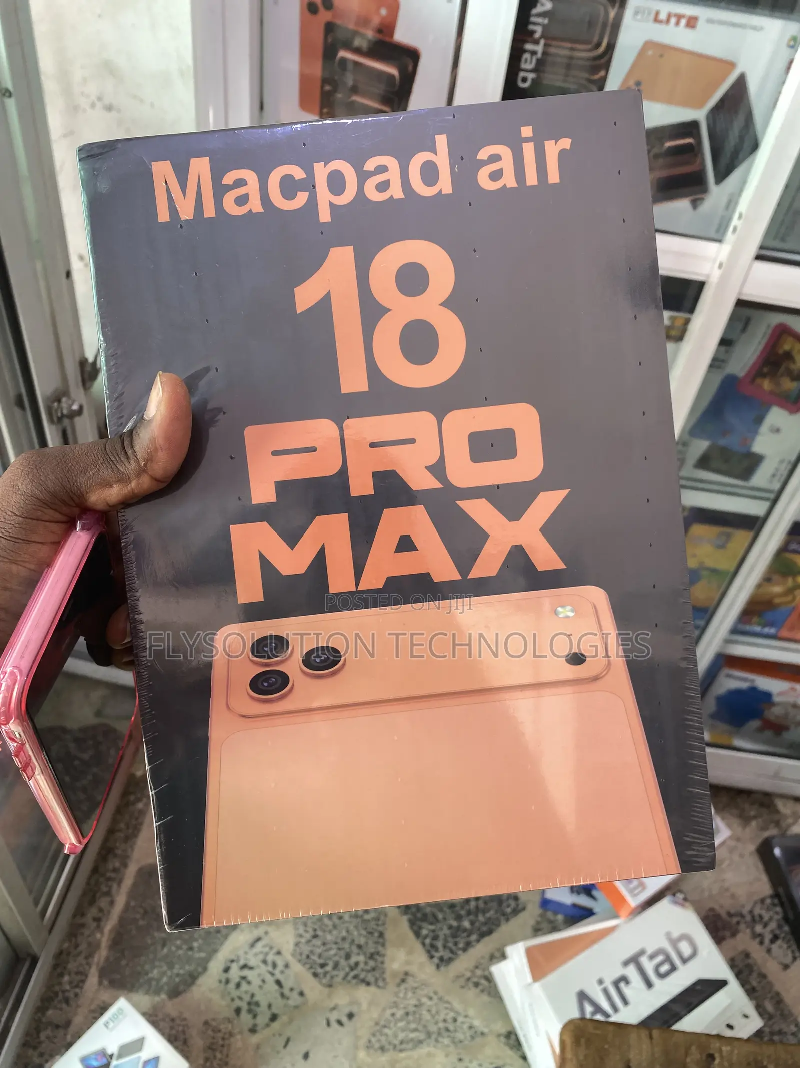 New MacPad Air 17 Pro Max 1 TB Gold