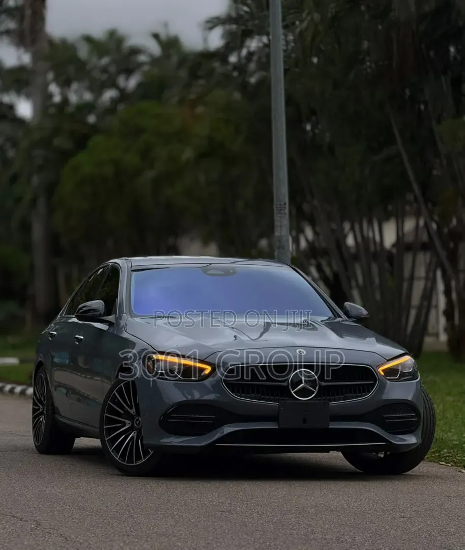 Mercedes-Benz C300 2022 Gray