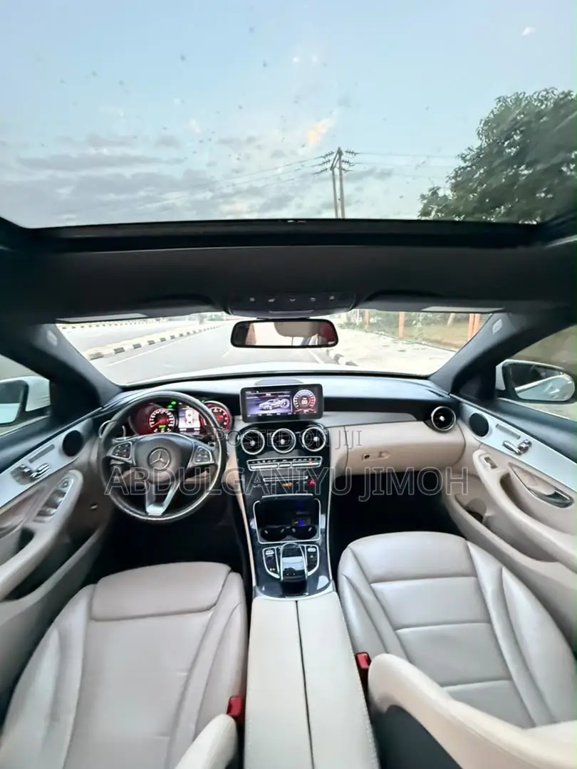 Mercedes-Benz C300 2018 White
