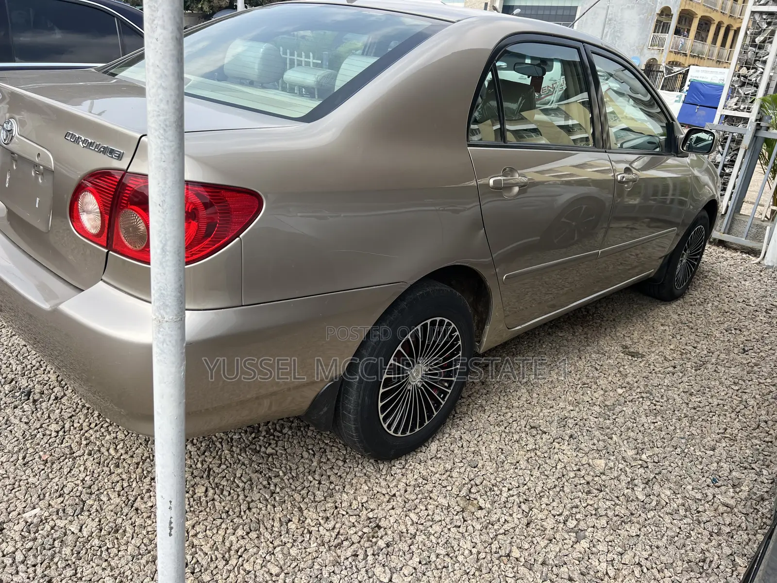 Toyota Corolla LE 2007 Gold