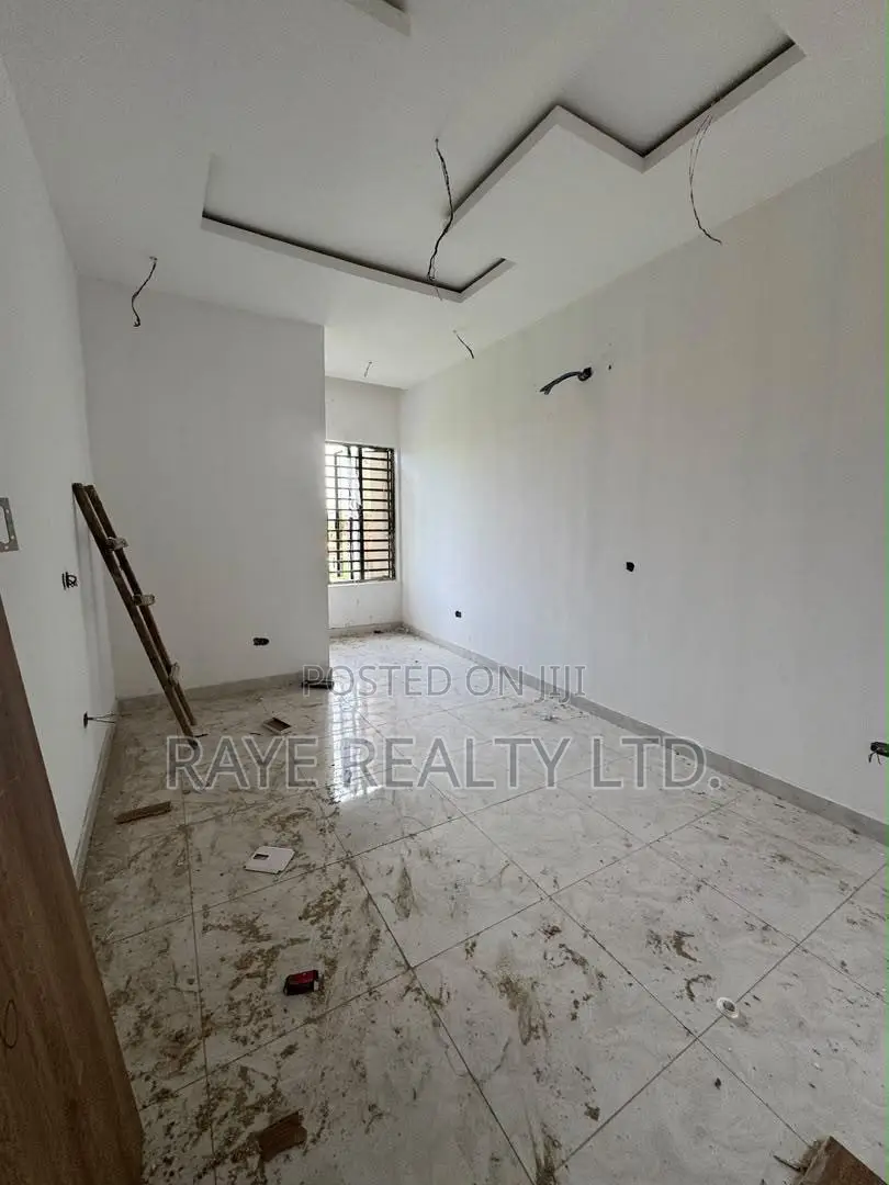 4bdrm Duplex in Gbagada for sale