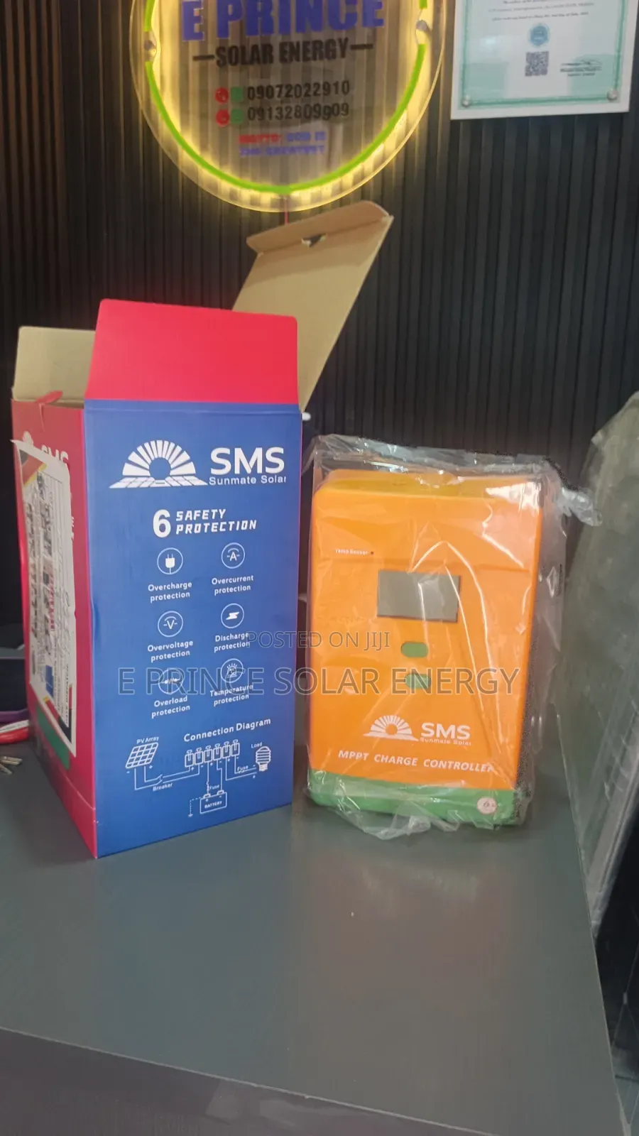 60ah MPPT SMS Charge Controller