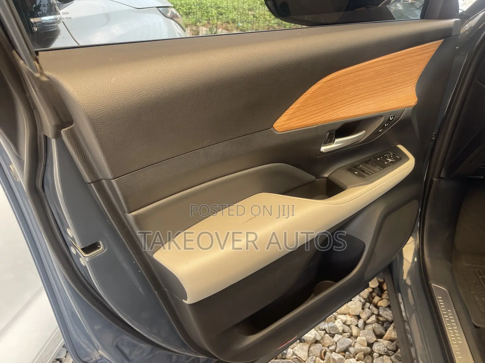 Toyota Grand Highlander Limited FWD 2024 Blue