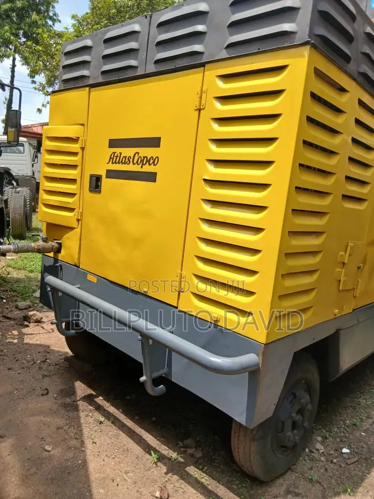 Atlas Copco DrillAir Y900 Portable Diesel Screw Air Compressor Mounted