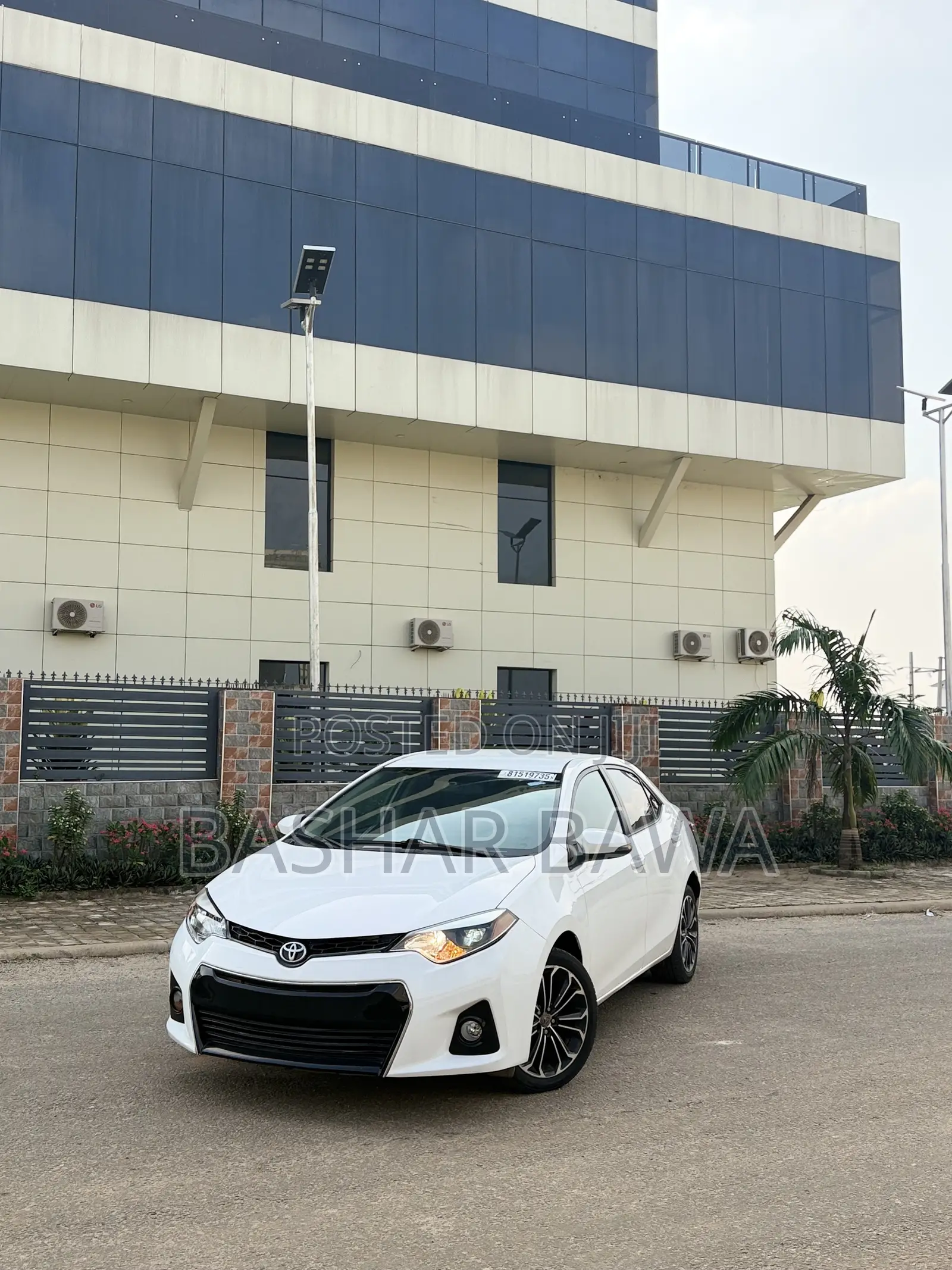 Toyota Corolla S 4dr Sedan (1.8L 4cyl CVT) 2015 White