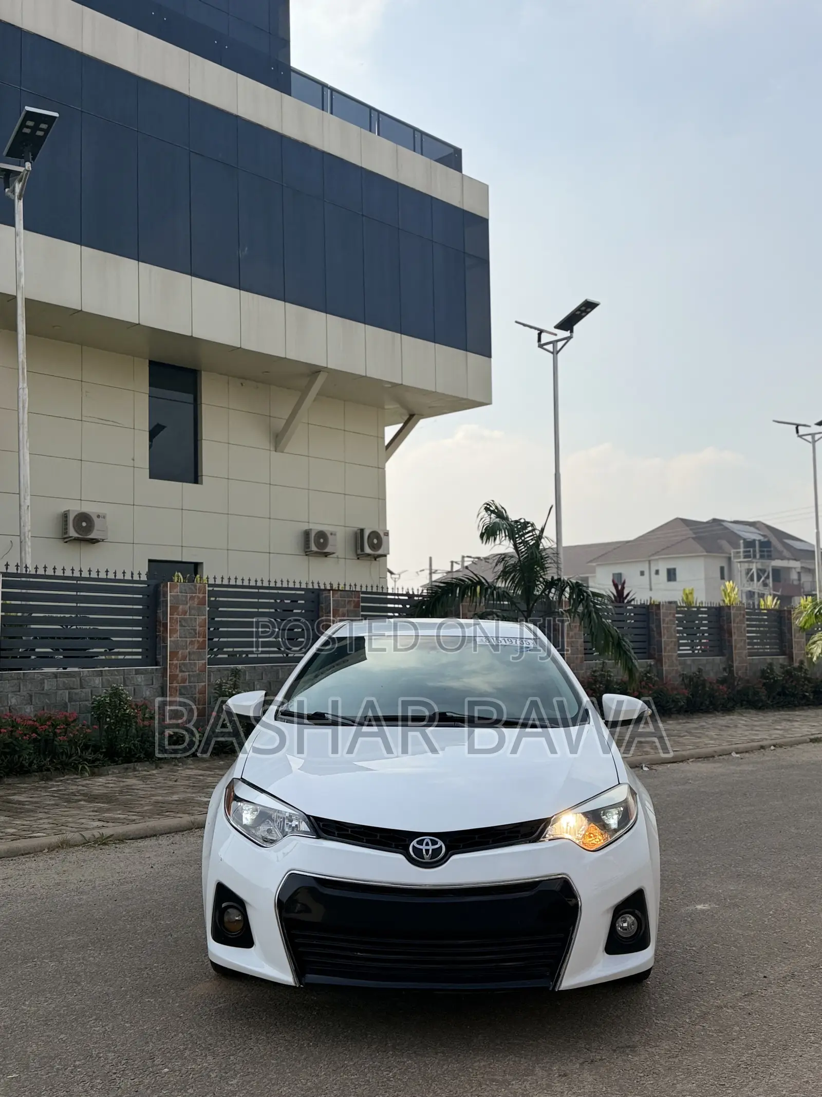 Toyota Corolla S 4dr Sedan (1.8L 4cyl CVT) 2015 White
