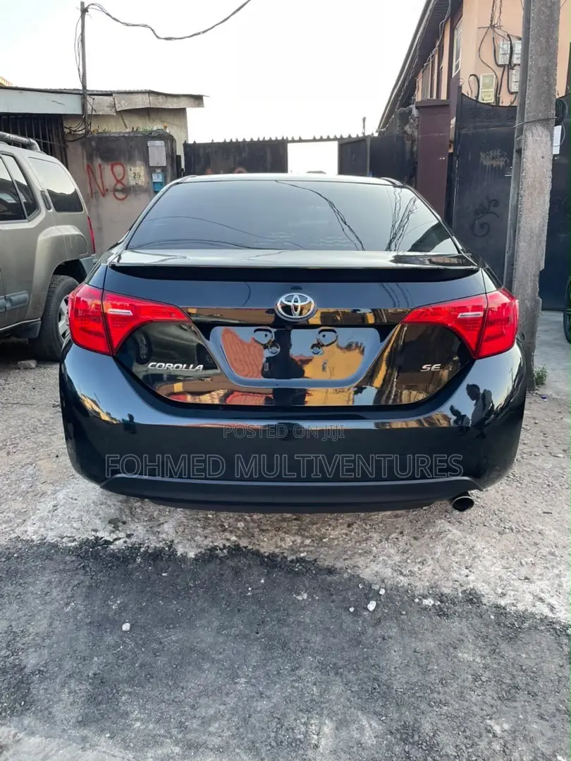 Toyota Corolla SE Special Edition 4dr Sedan (1.8L 4cyl CVT) 2017 Black