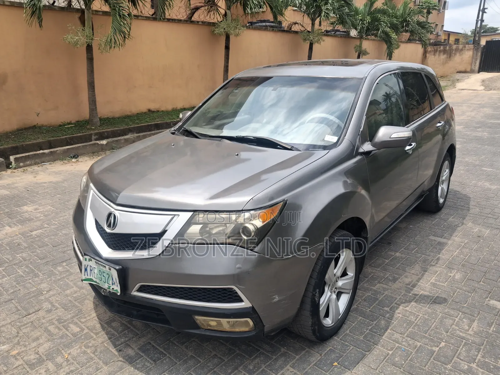 Acura MDX SUV 4dr AWD (3.7L 6cyl 6A) 2010 Gray