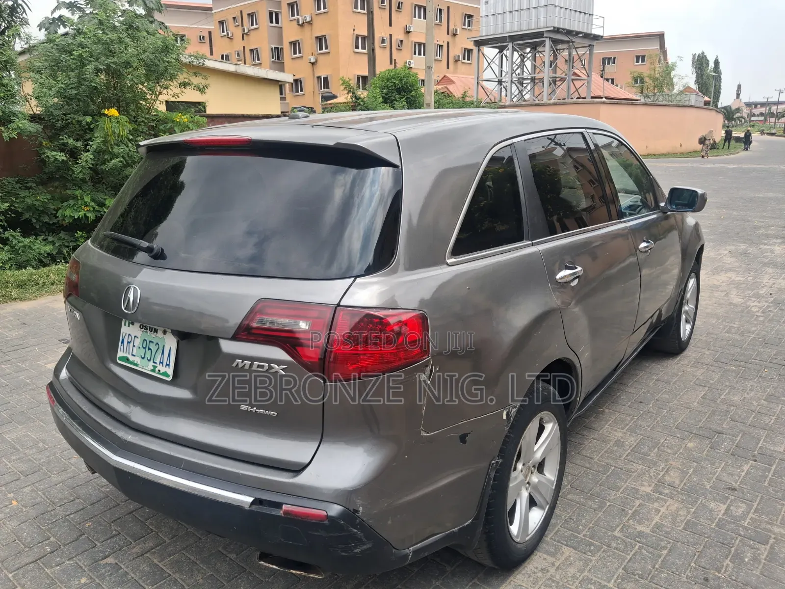 Acura MDX SUV 4dr AWD (3.7L 6cyl 6A) 2010 Gray