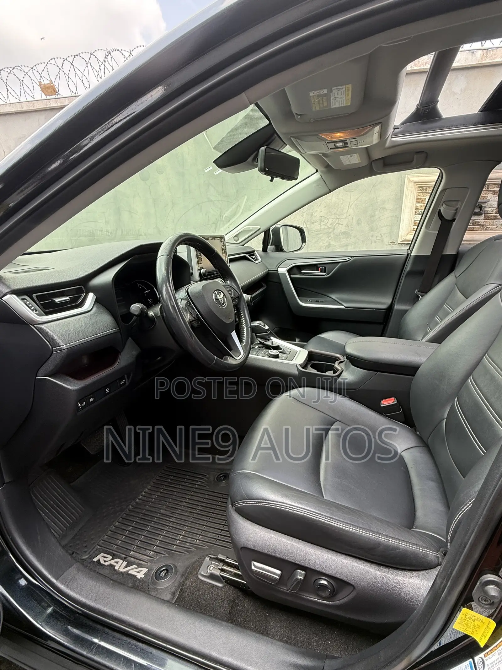 Toyota RAV4 Limited AWD 2019 Black