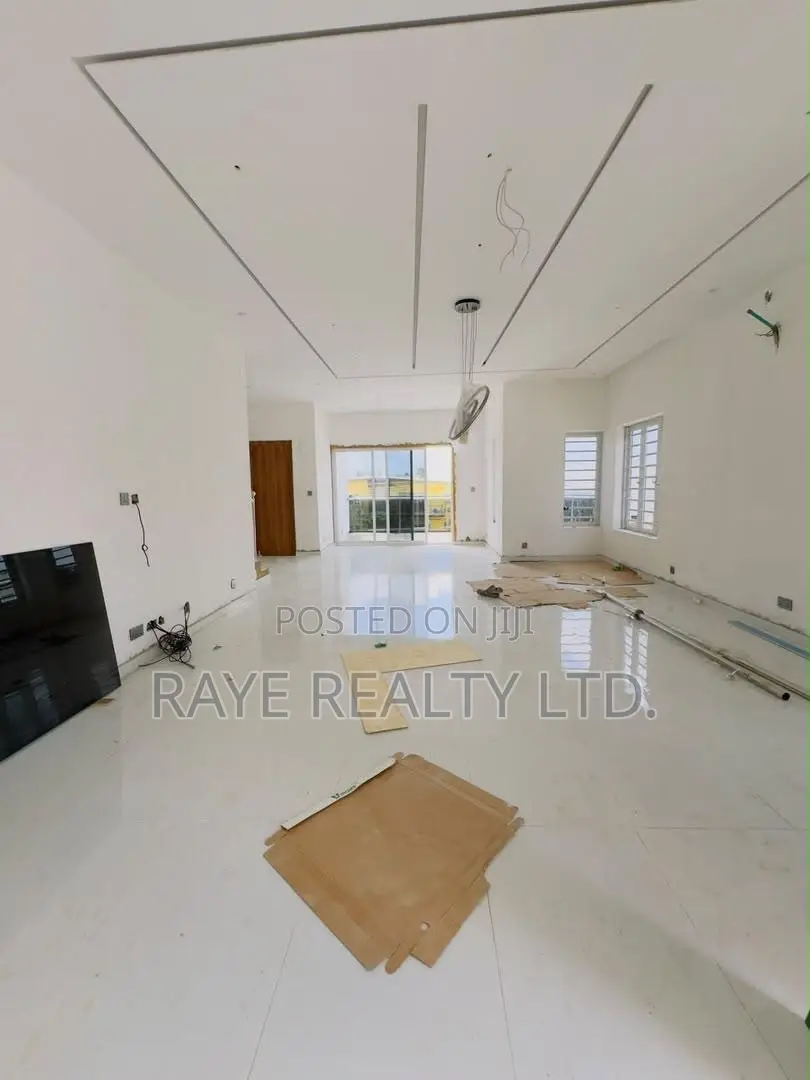 4bdrm Duplex in Gbagada for sale