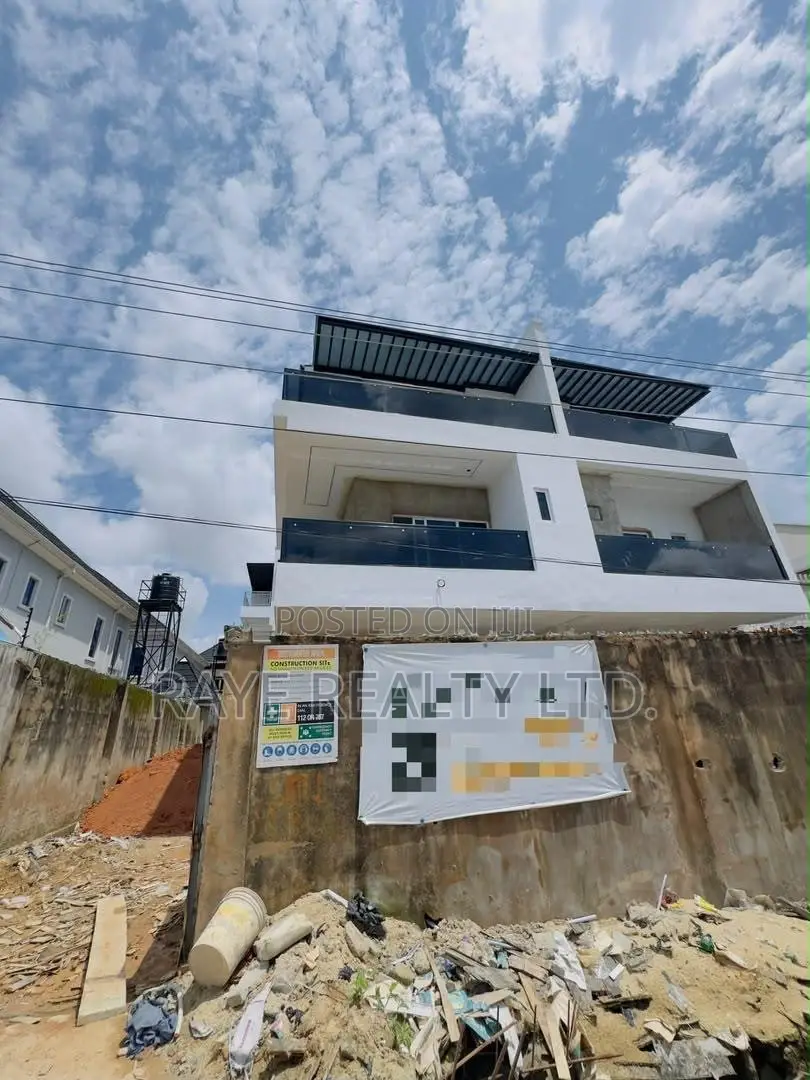 4bdrm Duplex in Gbagada for sale