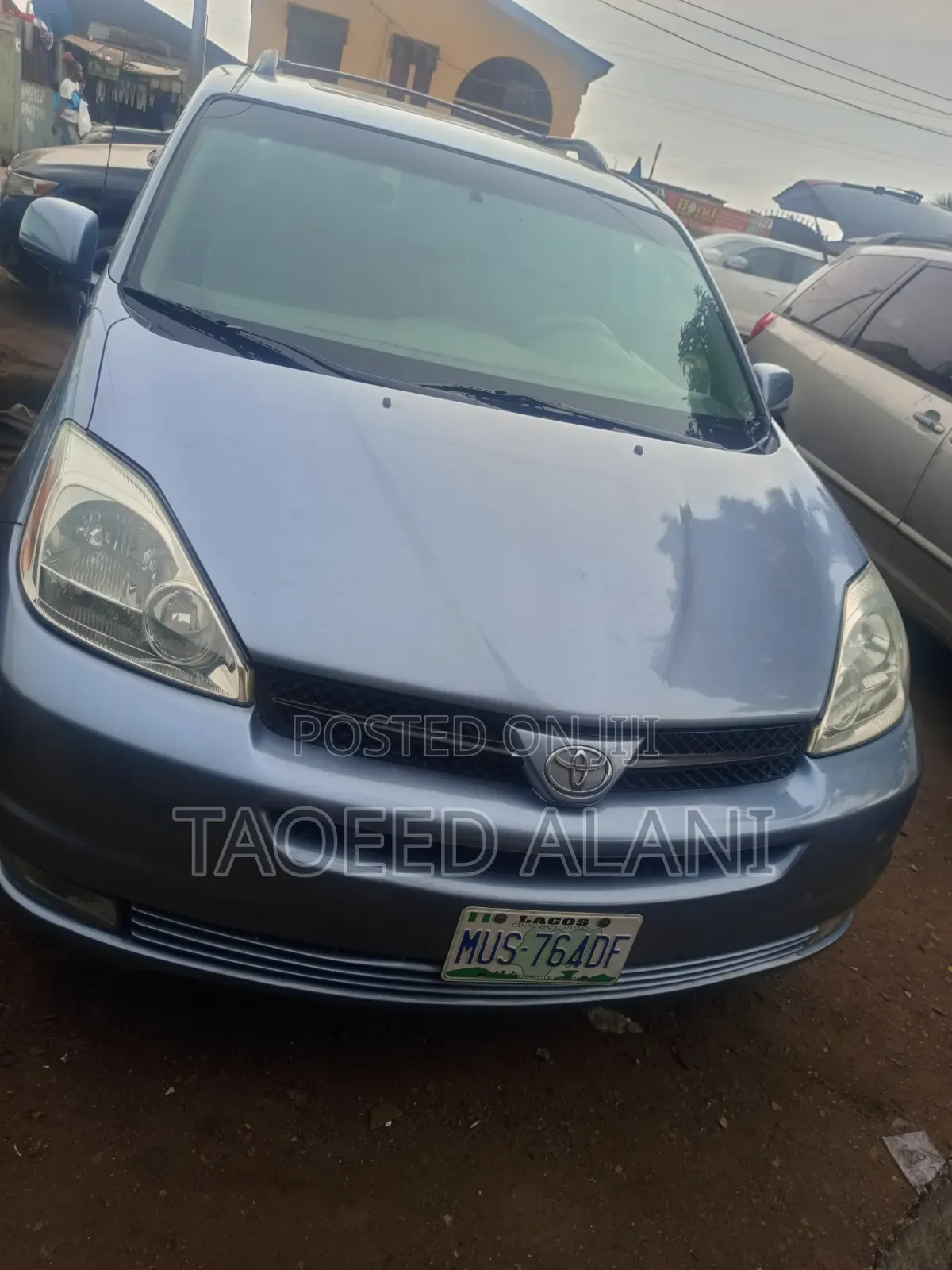 Toyota Sienna 2005 Blue