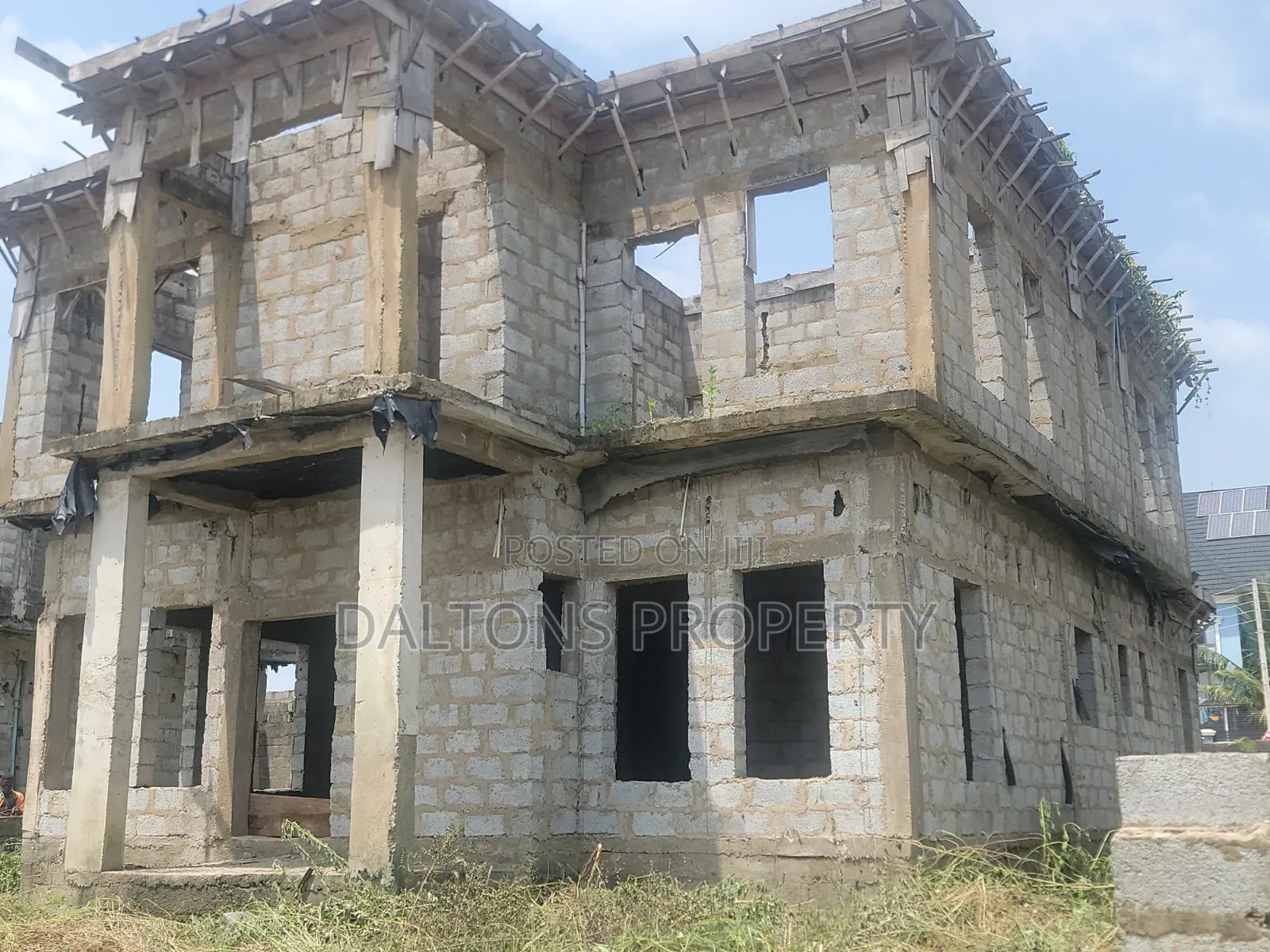 5bdrm Duplex in Victoria City Estate, Sabon Lugbe for sale