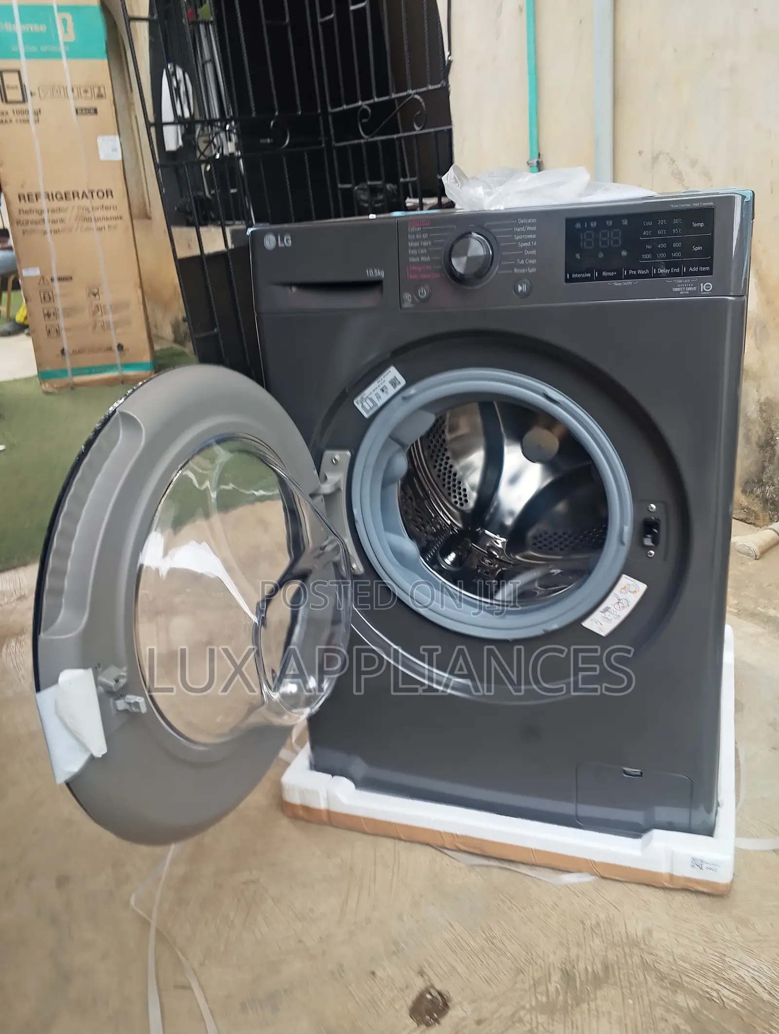 LG 10.5kg Front-Load Washing Machine for Shirts, Towels and Bedding