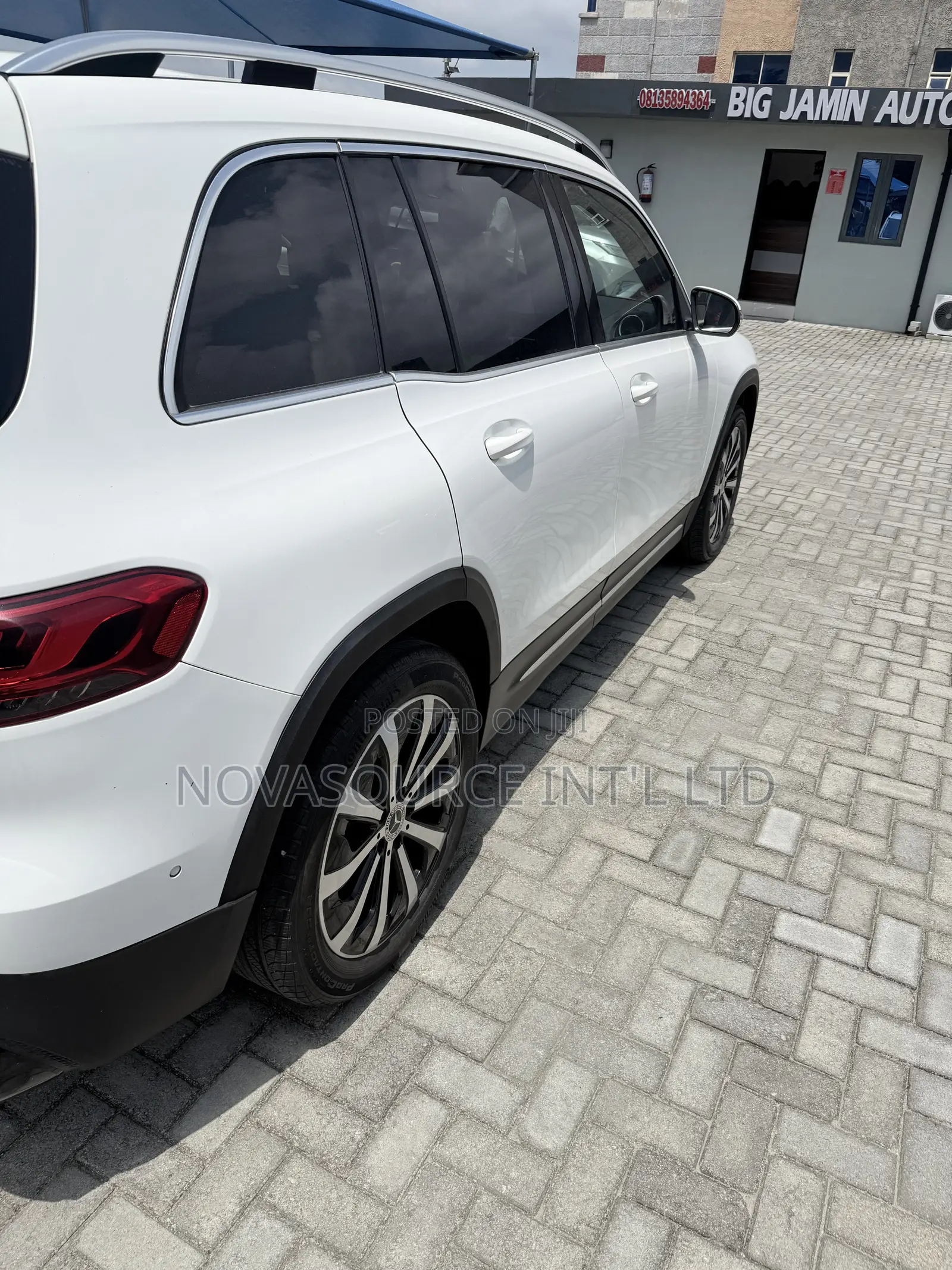 Mercedes-Benz GLA 250 2022 White