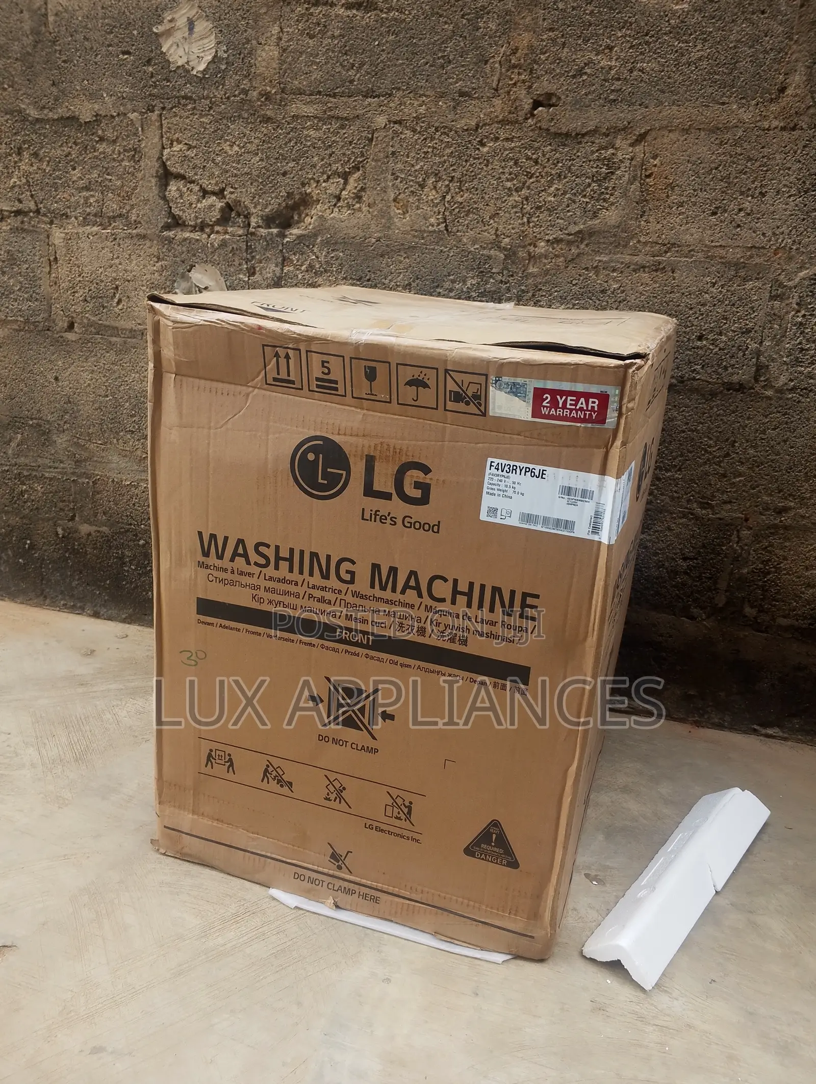 LG 10.5kg Automatic Front-Load Wash and Spin for Busy Families