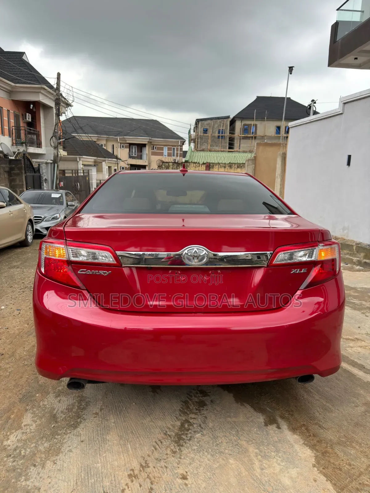 Toyota Camry XLE V6 4dr Sedan (3.5L 6cyl 6A) 2013 Red