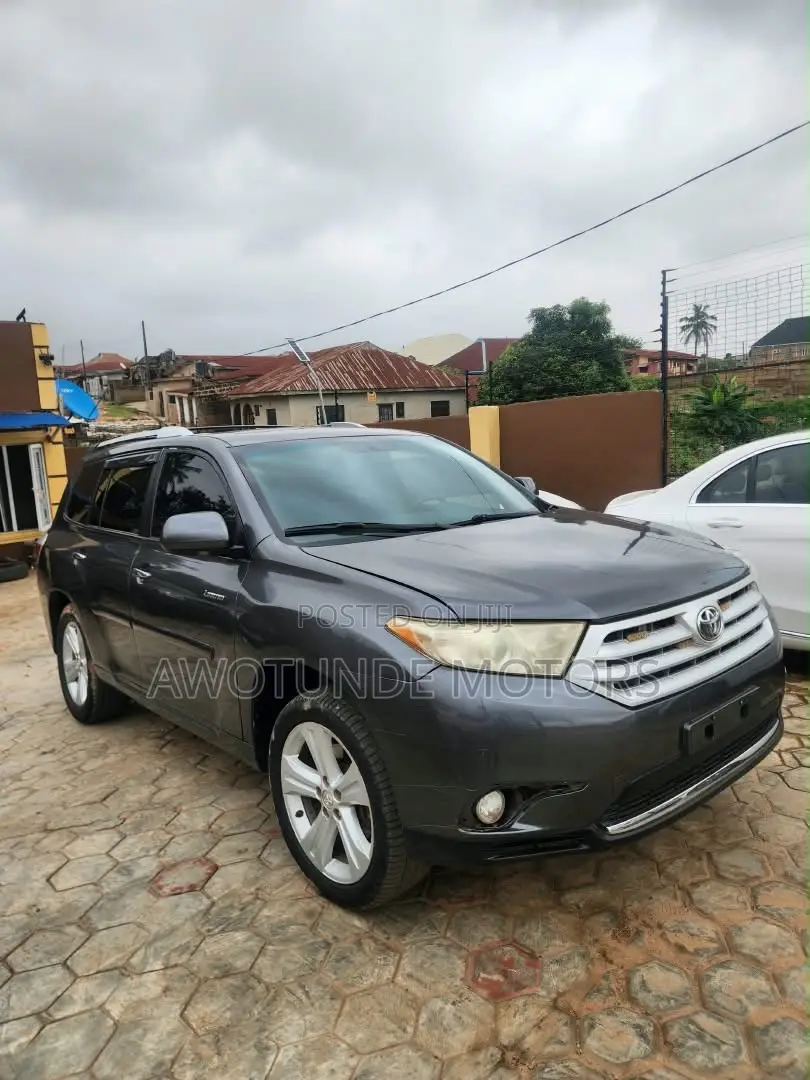 Toyota Highlander 2009 Gray