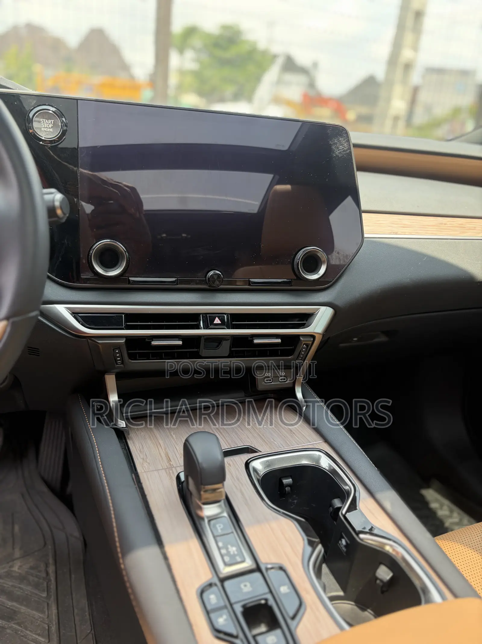 Lexus RX 350 F SPORT AWD 2024 Ivory
