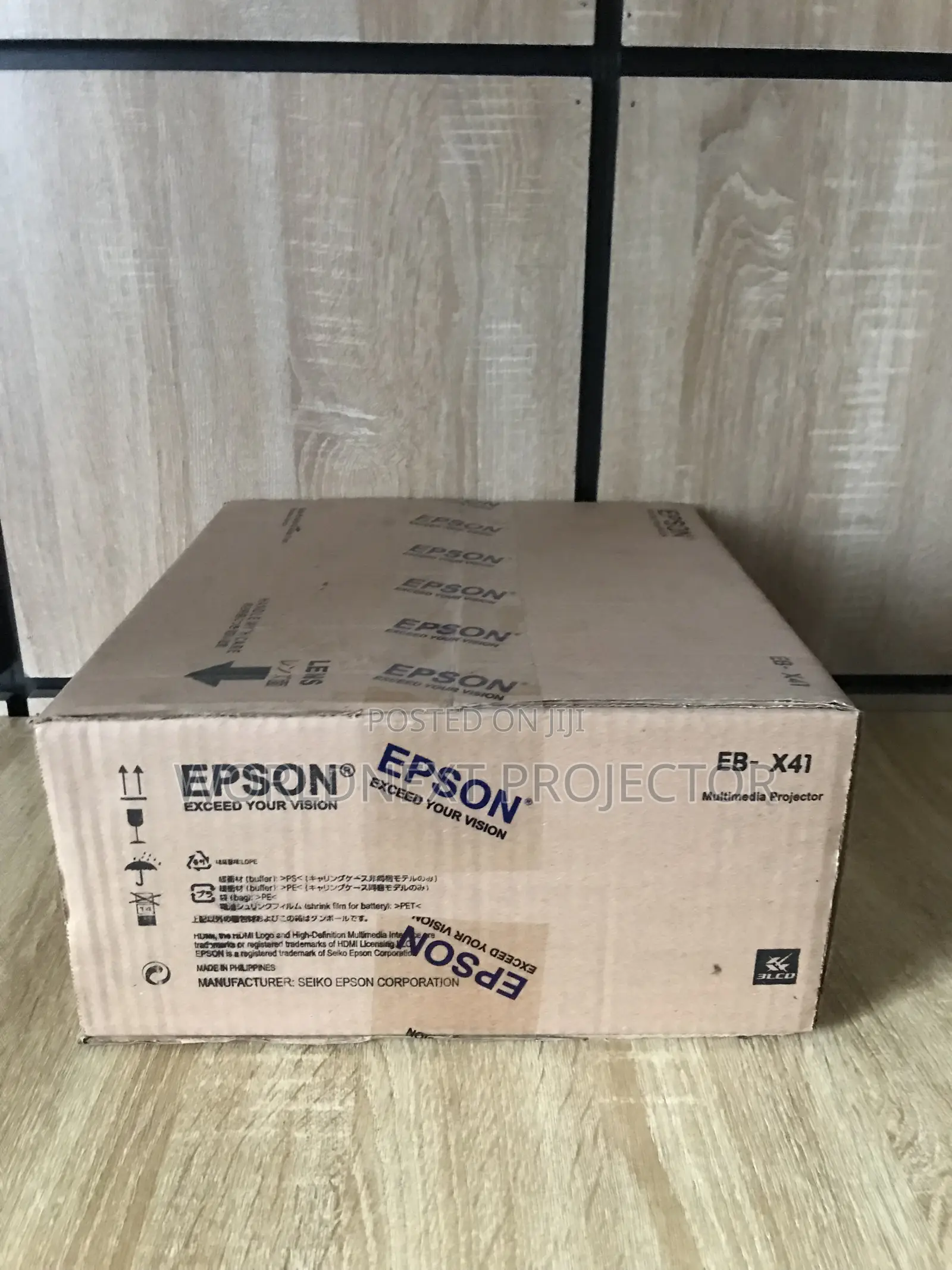 Epson Projector Eb-X41 Portable Daylight Projector Very Bright