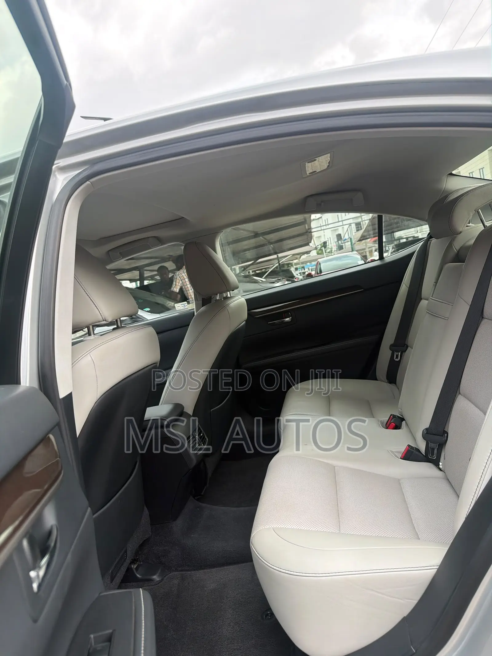 Lexus ES 350 FWD 2014 Silver