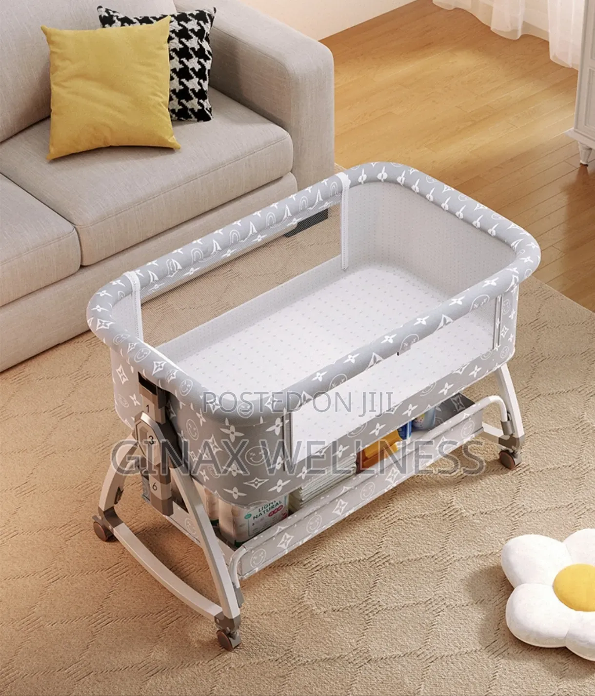 Multifunctional Baby Bassinet and Bedside Crib With Mosquito Net