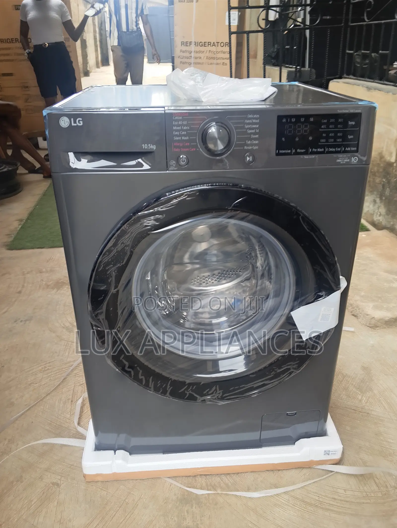 LG 10.5kg Front-Load Washing Machine for Daily Clothing Loads