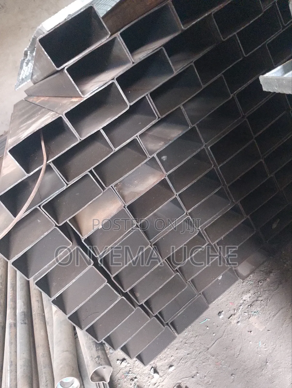 160 X 100 Hallow Pipe