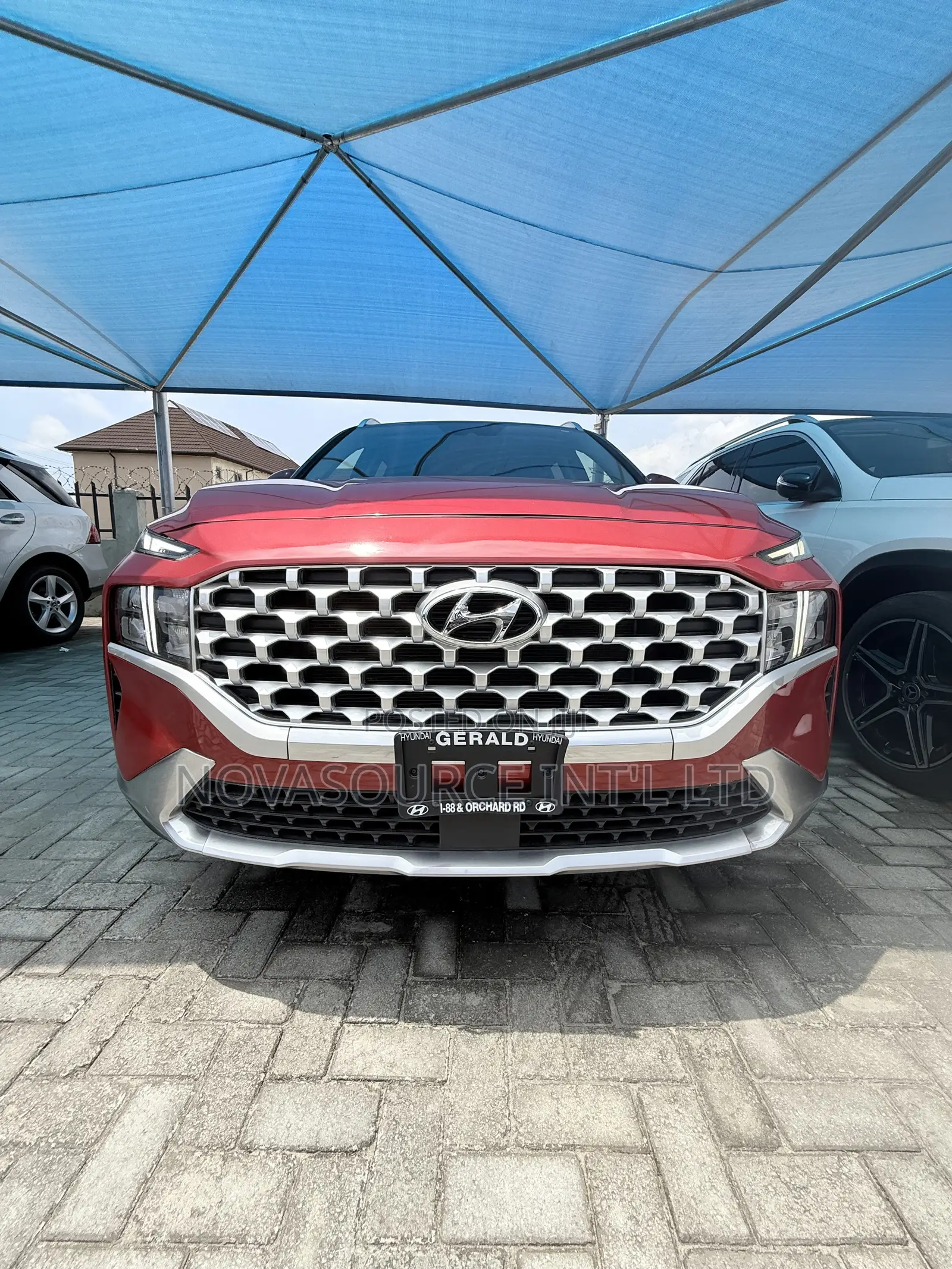 Hyundai Santa Fe 2022 Red