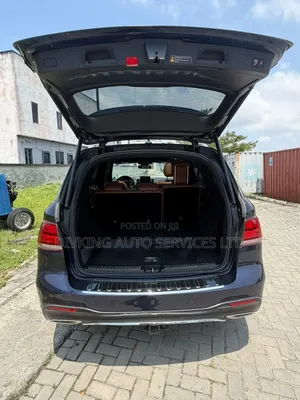 Mercedes-Benz GLE-Class 2018 Blue