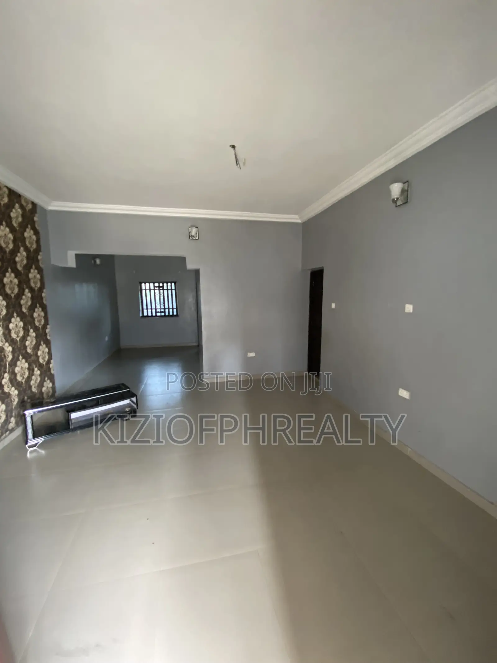 2bdrm Block of Flats in Mandela Estate Sars, Obio-Akpor for rent
