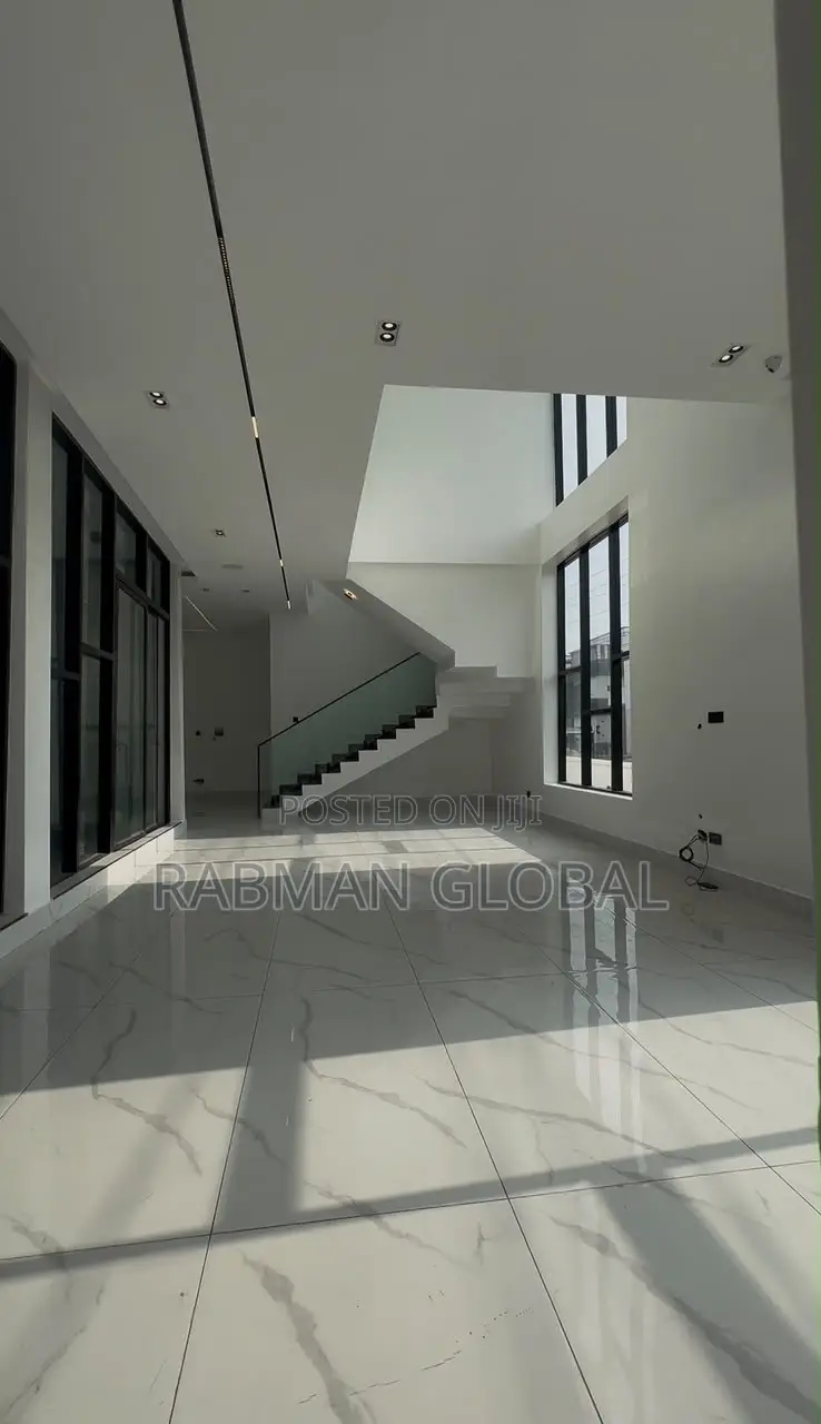 Furnished 5bdrm Duplex in Megamound Estate, Lekki Phase 1 for sale