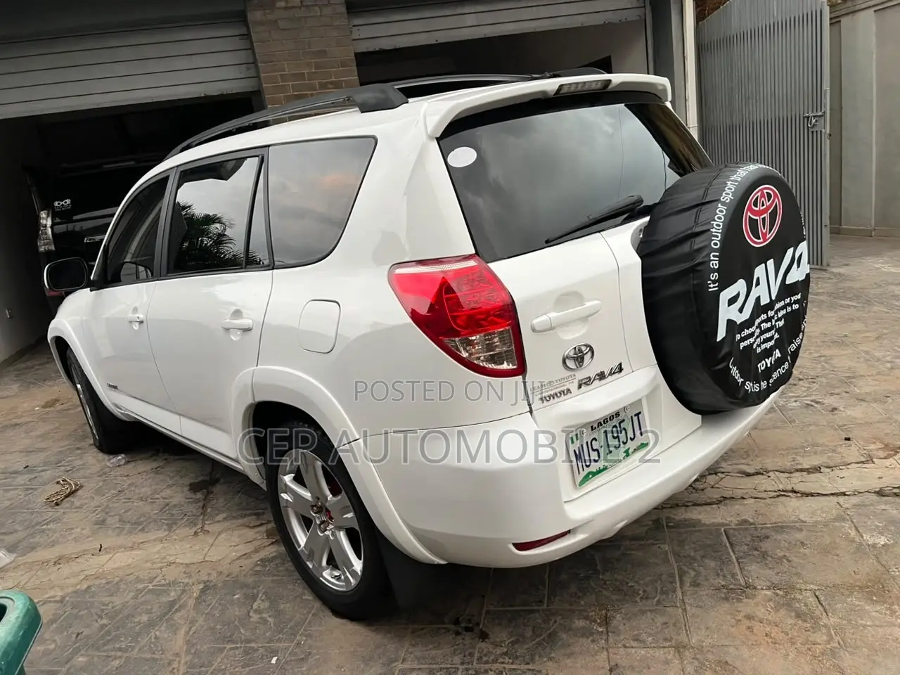Toyota RAV4 2008 White